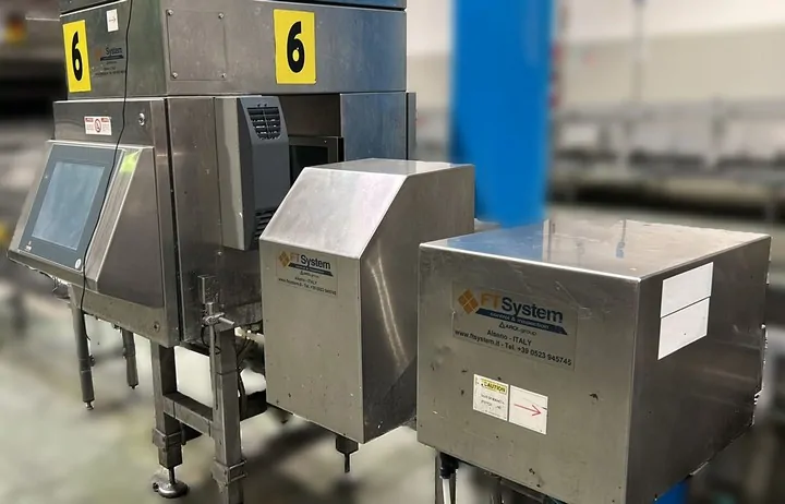 Ispettore di Bottiglie Usato usata FT-System IS700 — foto 1 di 2
