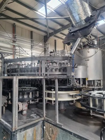 Linea di Imbottigliamento Usata usata SIEM — foto 1 di 10