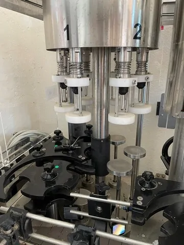 Monoblocco di Riempimento Usato usata AB TECHNO — foto 1 di 10