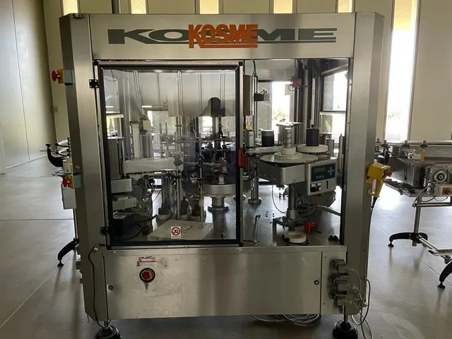 Etichettatrice Kosme Extra Adhesive 504 6t s2 e2 Usata